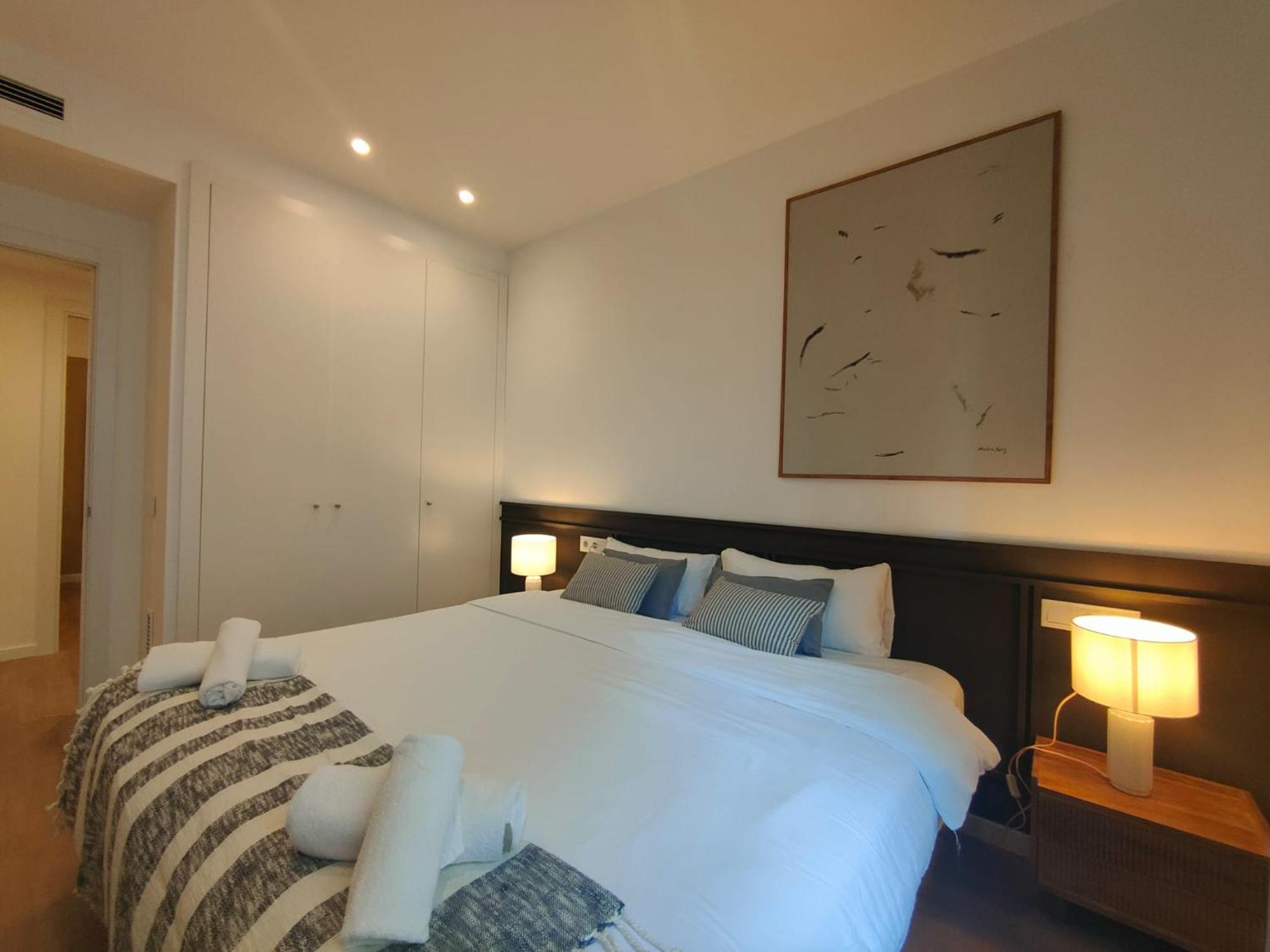 Luxury 4br With Balcony Appartement